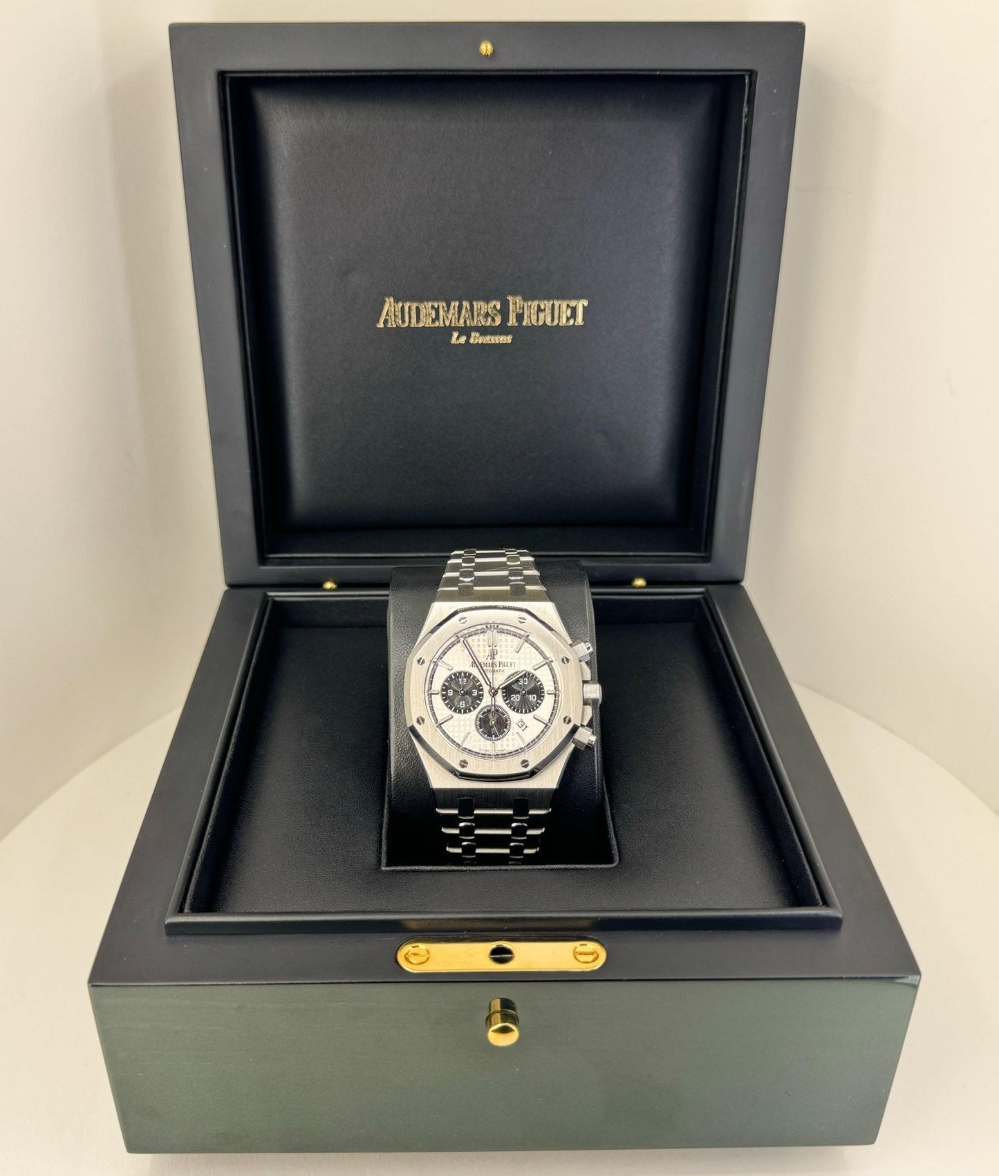 Audemars Piguet Royal Oak Chronograph Watch-Silver Dial 41mm-26331ST.OO.1220ST.03