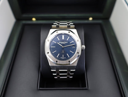 Audemars Piguet Royal Oak Jumbo Extra-Thin Stainless Steel 39mm Blue 16202ST.OO.1240ST.01