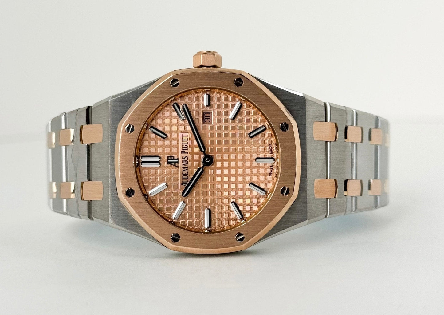 Audemars Piguet Royal Oak Quartz Watch-Pink Dial 33mm-67650SR.OO.1261SR.01