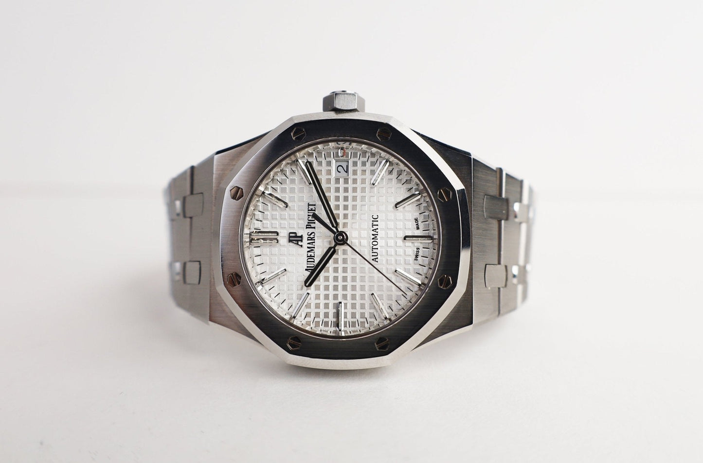 Audemars Piguet Royal Oak Selfwinding 37mm Watch-Silver Dial 37mm-15450ST.OO.1256ST.01