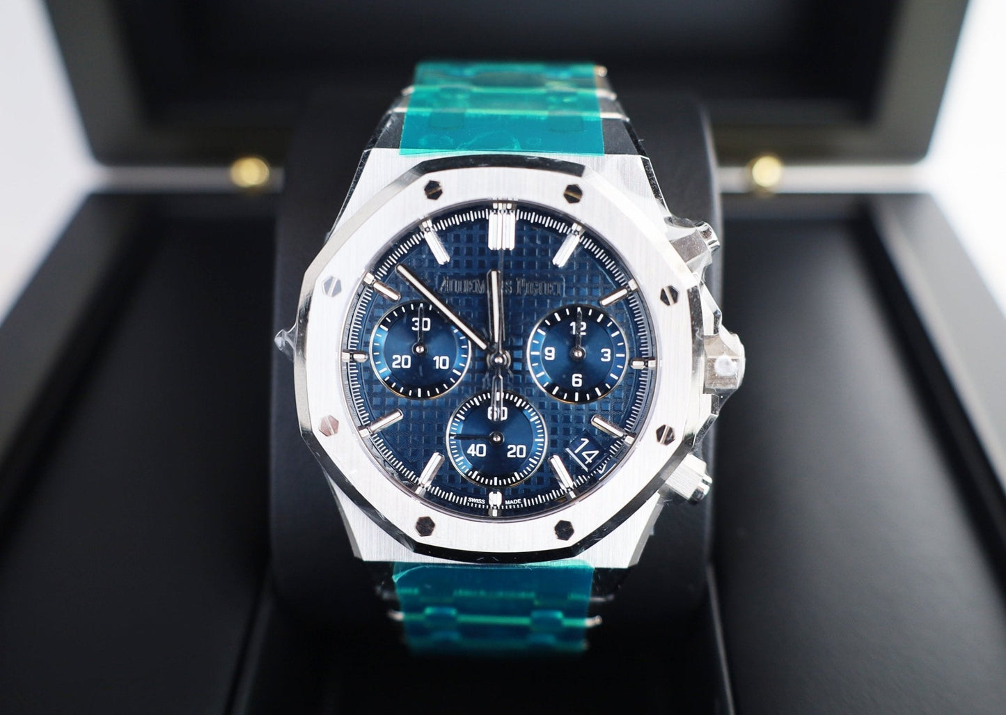 Audemars Piguet Royal Oak Selfwinding Stainless Steel 41mm Blue Dial 26240ST.OO.1320ST.01