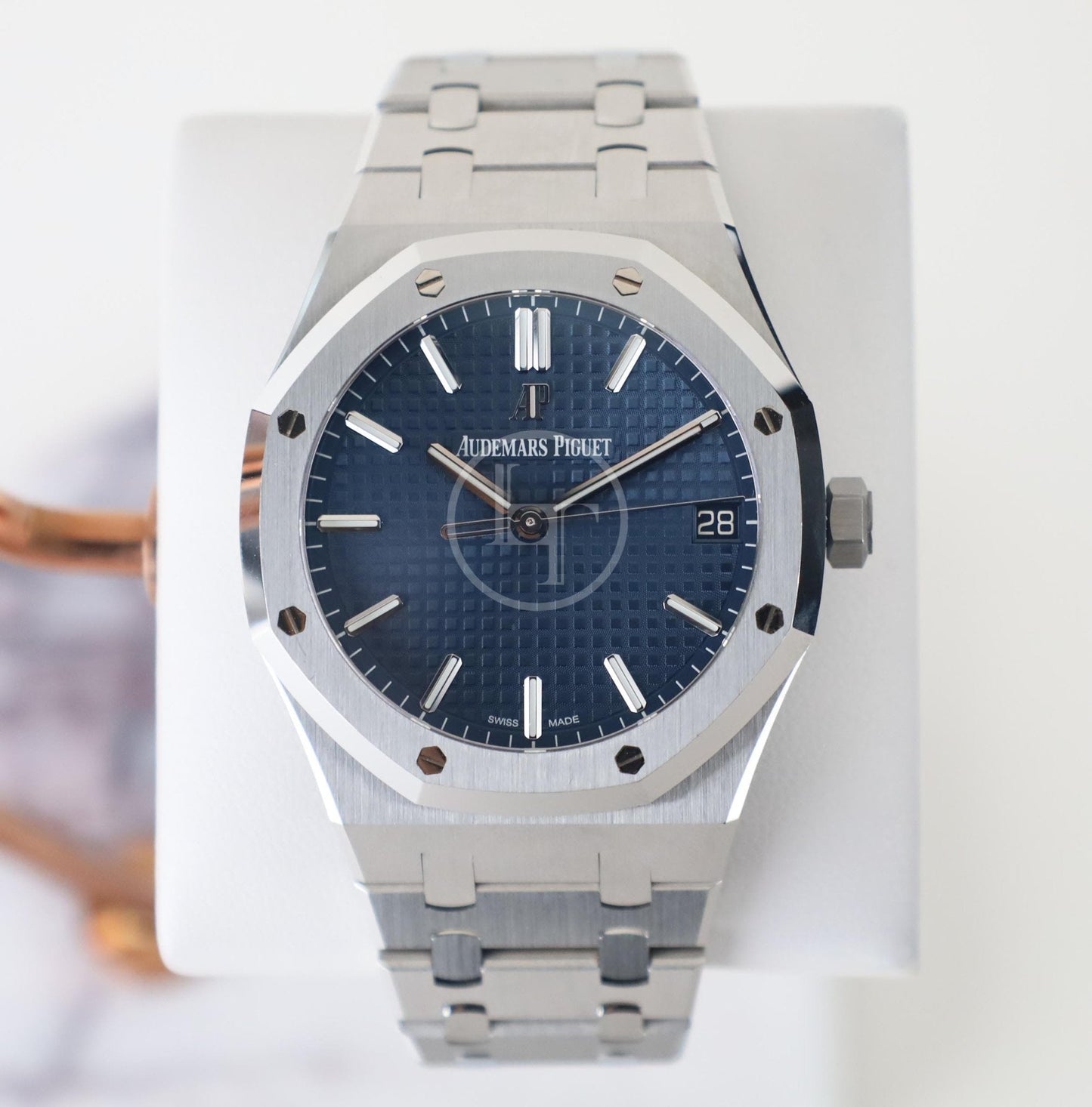 Audemars Piguet Royal Oak Selfwinding Watch - 41mm - Stainless Steel - Blue Dial - Calibre 4302-Blue Dial 41mm-15500ST.OO.1220ST.01