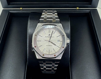 Audemars Piguet Royal Oak Selfwinding Watch - 41mm - Stainless Steel - Silver Dial - Calibre 3120-Silver Dial 41mm-15400ST.OO.1220ST.02