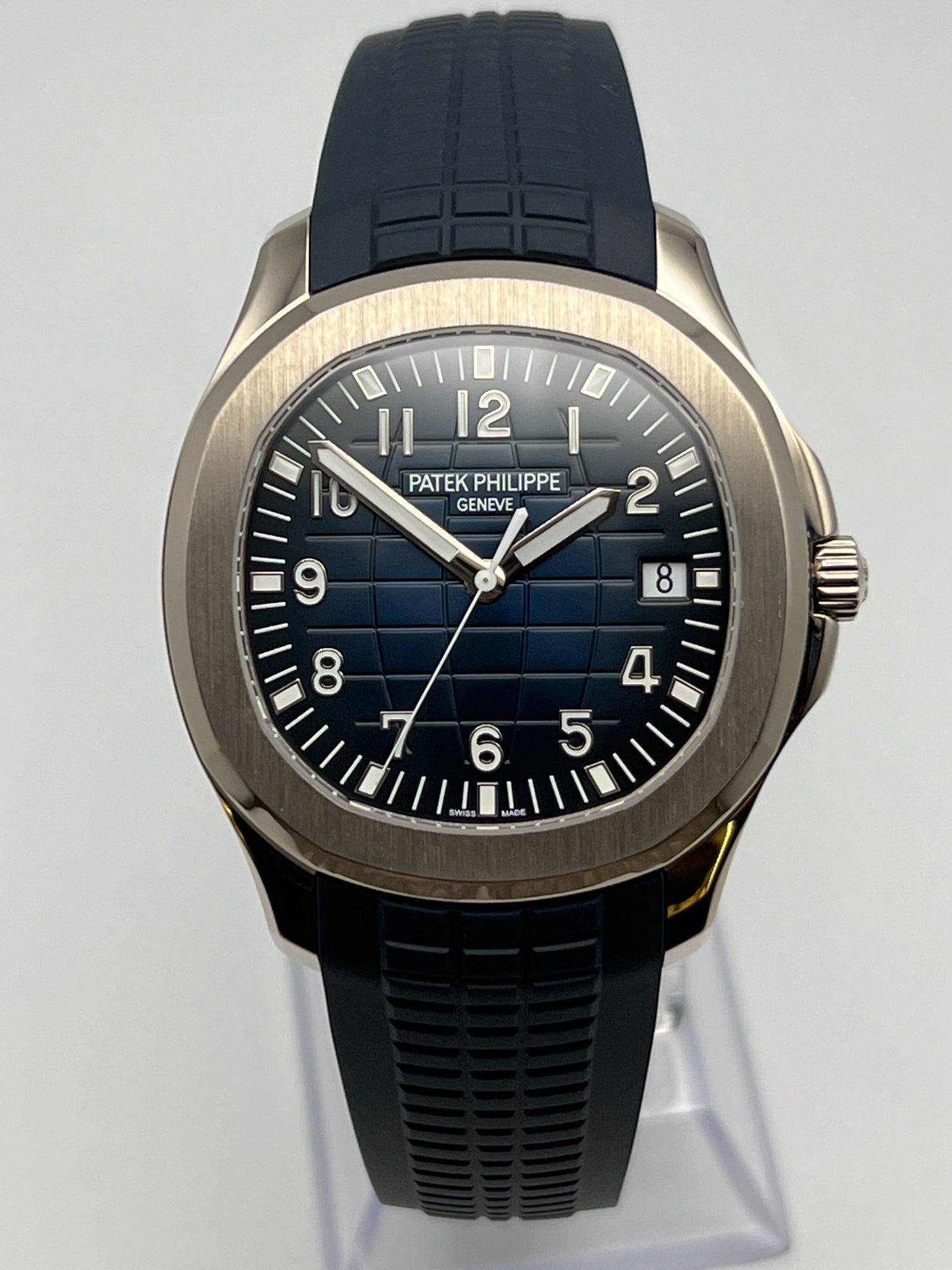 Patek Philippe Aquanaut 5168G-001 White Gold Blue Dial (2019)