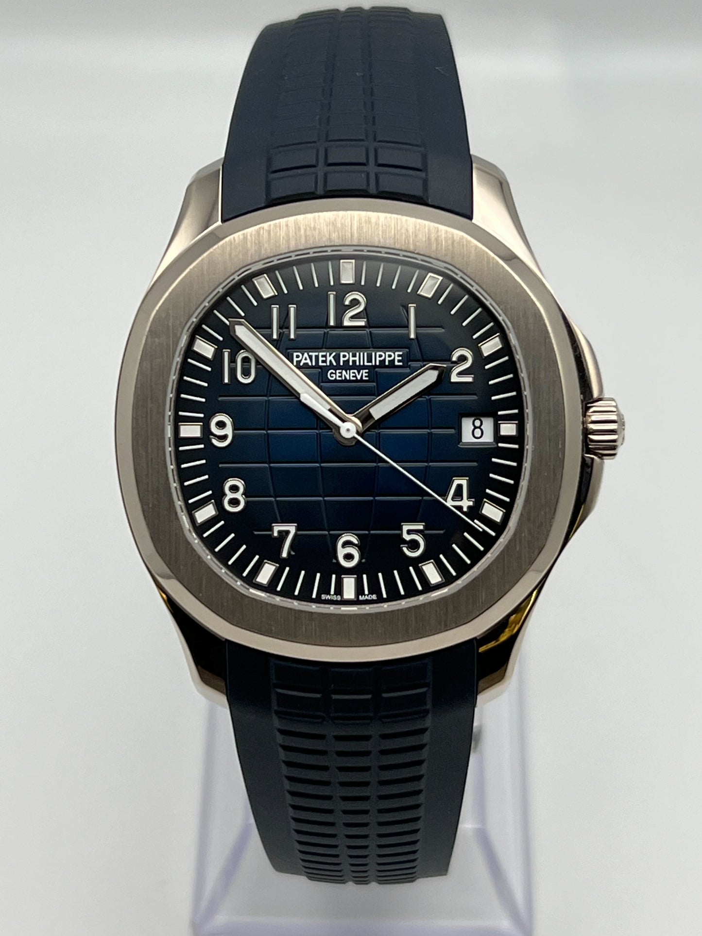 Patek Philippe Aquanaut 5168G-001 White Gold Blue Dial (2019)