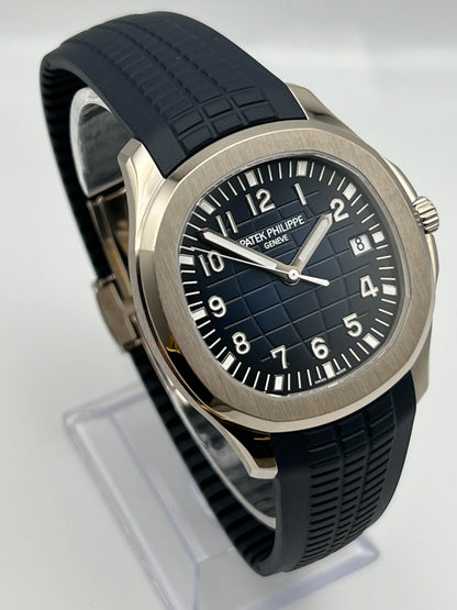 Patek Philippe Aquanaut 5168G-001 White Gold Blue Dial (2019)